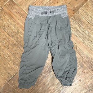 Ivivva capri dance pant